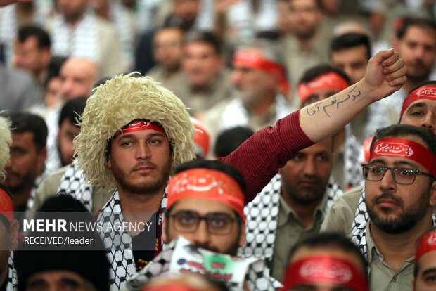 دیدار هزاران نفر از بسیجیان با رهبر معظم انقلاب اسلامی