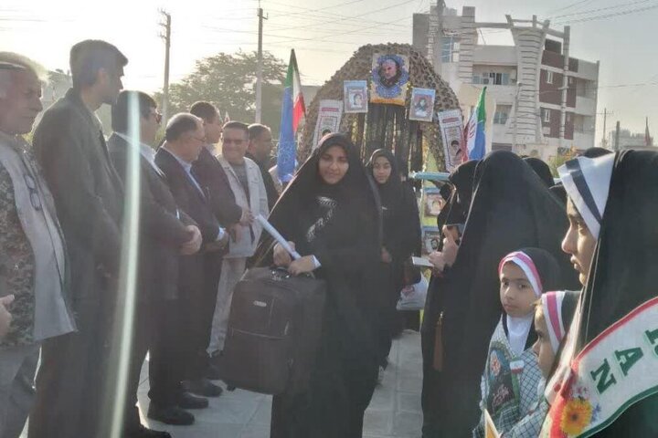 کاروان راهیان‌نور دانش‌آموزی گناوه عازم مناطق عملیاتی شد