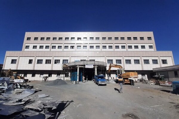 طرح توسعه بیمارستان امام خمینی نقده در دهه فجر افتتاح می شود