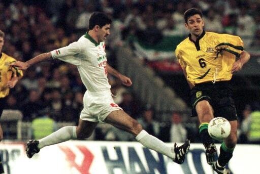 خاطره بازی با «سیبیلوهای» فوتبال ایران/ روزی که کره زمین سبک شد!