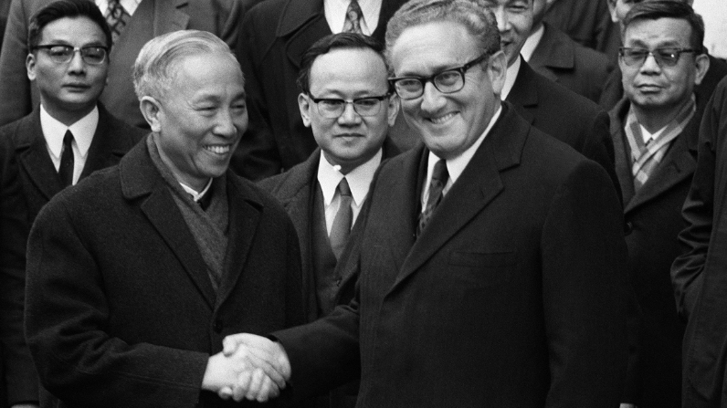 هنری کیسینجر که بود؛ پدر دیپلماسی یانکیها یا«جنایتکار جنگی»