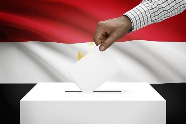 بدء فرز الأصوات في انتخابات الرئاسة بمصر التي استمرت ثلاثة ايام