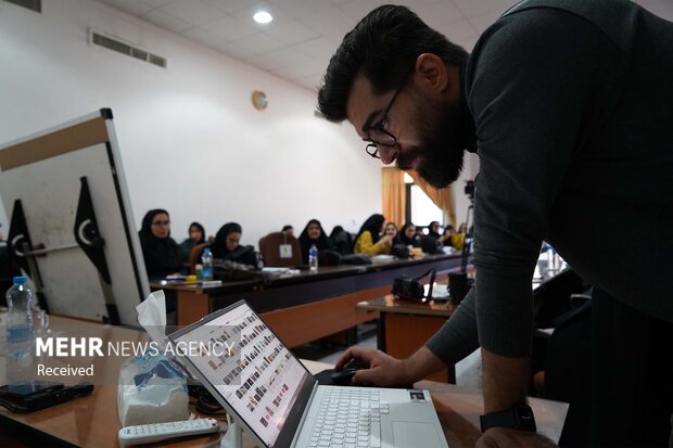 برگزاری دوره آموزشی عکاسی دانشجویی در همدان