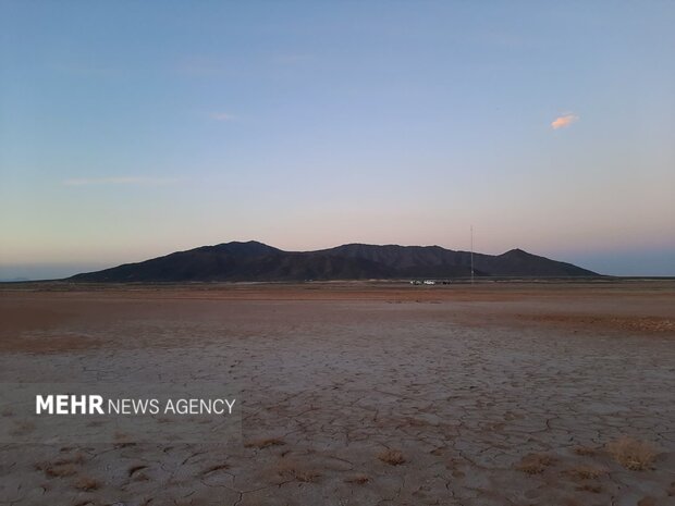 امید زایندهرود در غبار بی تصمیمی؛ نجات گاوخونی شاید وقت دیگر!