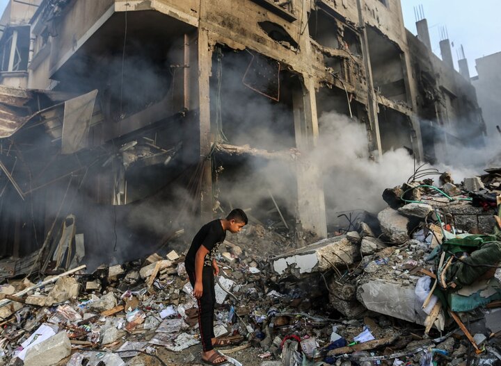 غزہ، صہیونی فورسز کی درندگی، فاسفورس بموں کا استعمال، بچوں کے اسکول پر بمباری