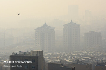 آلودگی هوای تهران نتیجه غفلت از توسعه صحیح شهر سازی / برج سازی جایی برای تنفس نگذاشت