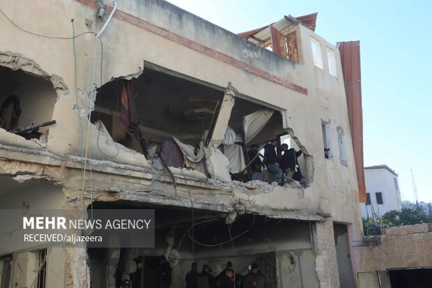استشهاد  50 شخصا بقصف صهيوني على منازل لعائلة الدحدوح في حي الزيتون بمدينة غزة
