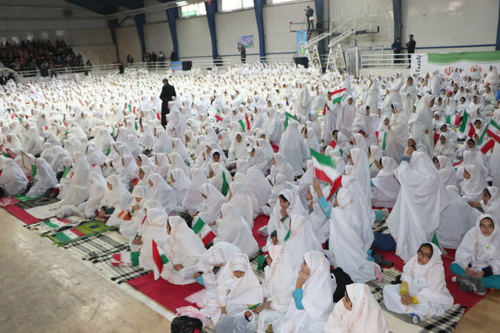 هیاهوی نوگلان کُرد ایرانی در جشن بندگی