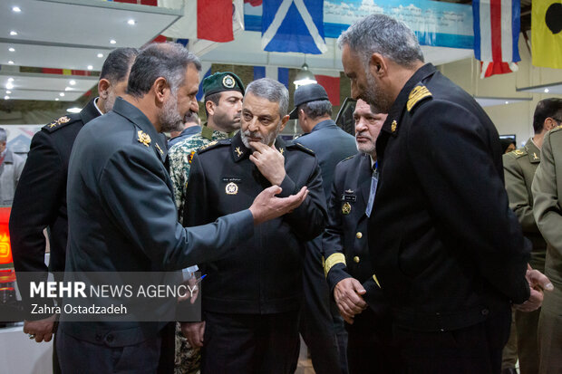 معرض انجازات القوات البحرية الإيرانية