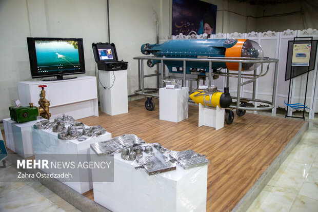 İran’ın insansız deniz altı aracı ROV tanıtıldı