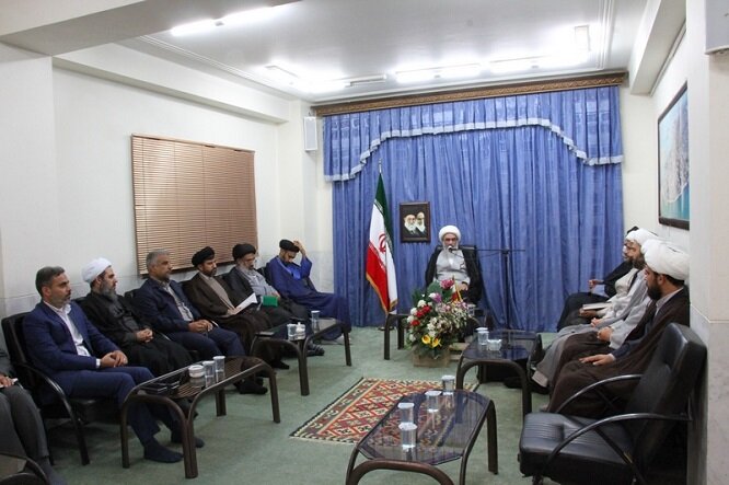 روز روحانیت هویت دینی را در استان بوشهر ترویج کرد