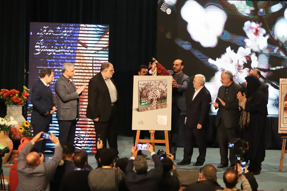 ظرفیتهای مهمی که باید آنها را جدی بگیریم/معرفی هنرمندان برگزیده