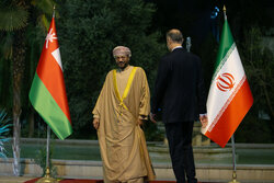 Amir-Abdollahian welcomes Omani counterpart in Tehran