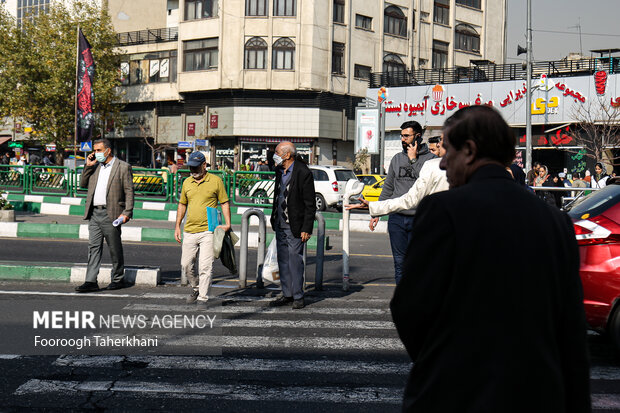 بنا بر اعلام شرکت کنترل کیفیت هوای تهران، شاخص آلودگی هوای پایتخت هم‌اکنون روی عدد ۱۵۳ قرار دارد و کیفیت هوا در وضعیت قرمز و ناسالم برای تمام گروه‌ها است