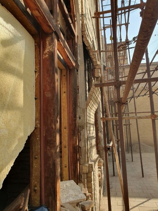 تجهیز عمارت تاریخی مسعودیه به کارگاه مرمت اضطراری
