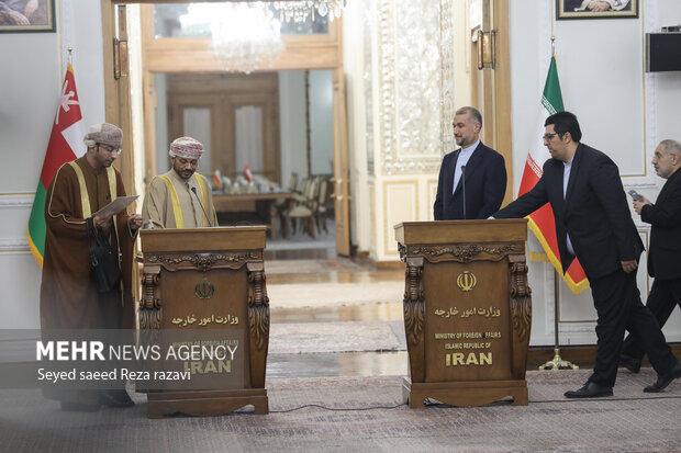 
Amir-Abdollahian welcomes Omani counterpart in Tehran
