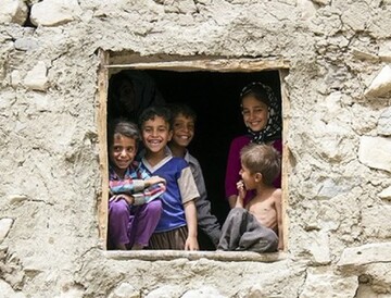 کمک دو میلیارد تومانی به کودکان یتیم و نیازمند کردستانی