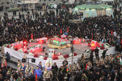 تہران میں شہدائے مدافع حرم کی تشییع جنازہ اور الوداعی مناظر