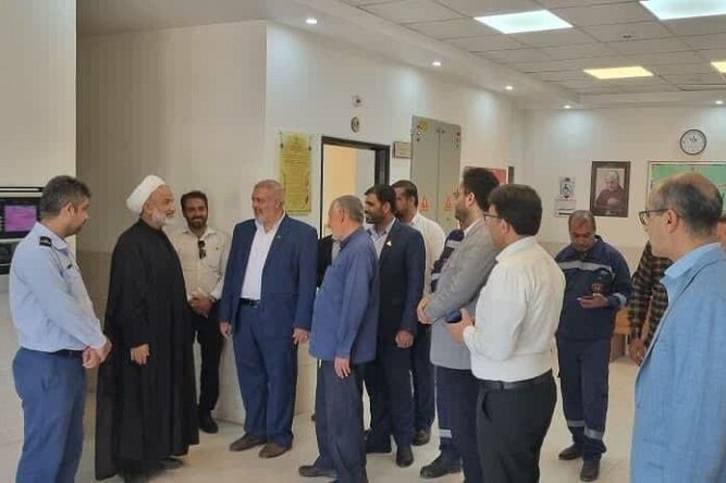 فضای ادارات دشتستان برای مراجعان آرامشبخش شود فضای ادارات دشتستان برای مراجعان آرامشبخش شود