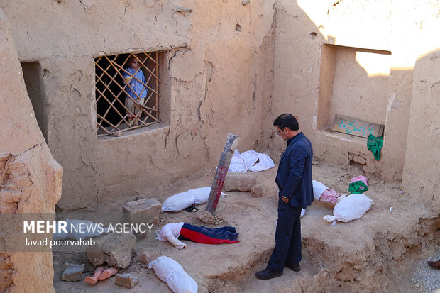یادمان بزرگ فاطمی «یاس کبود»