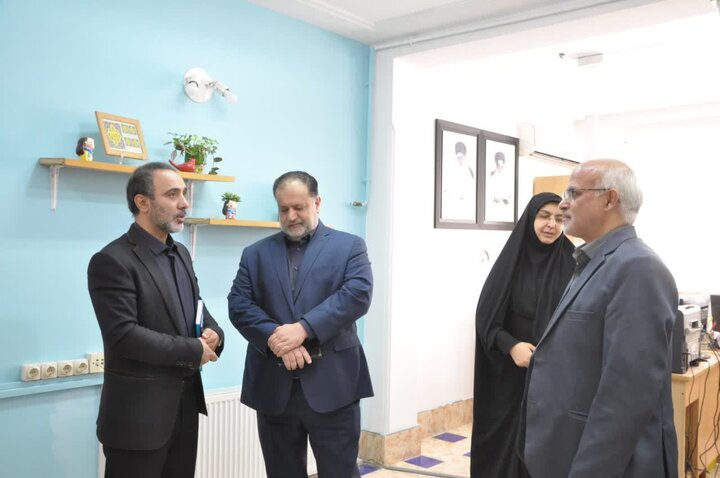 کتابخانه عمومی زنده یاد فیض در لاهیجان گشایش یافت