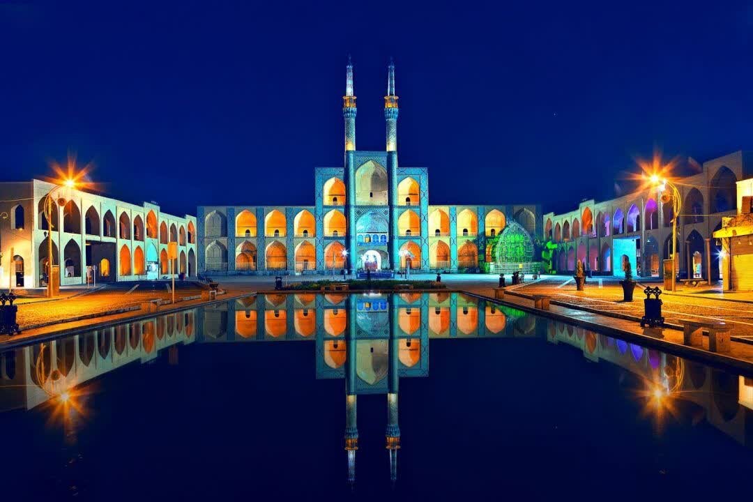 امیرچقماق و مسجد جامع یزد نورپردازی می‌شوند
