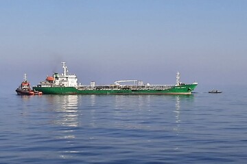 IRGC seizes 2 vessels smuggling 4.5 million liters of fuel