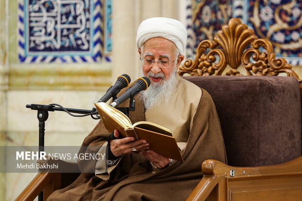 آیت الله جوادی آملی در علوم مختلف اسلامی سرآمد عصر حاضر است