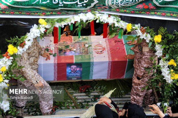 مراسم تشییع و وداع با شهید گمنام در زارچ