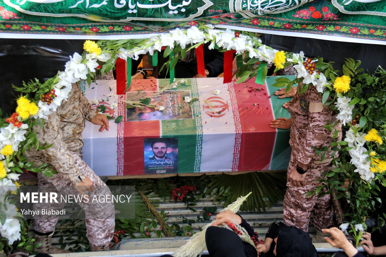 تشییع و خاکسپاری سردار شهید عطایی در کنگاور
