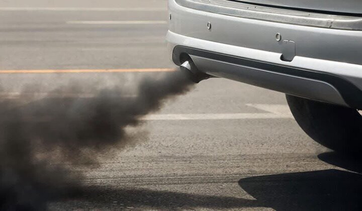 خودروهای مستهلک داخلی عاملی مهم در بروز ناترازی بنزین