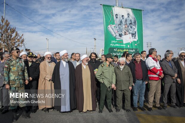 تشییع پیکر مطهر ۵ شهید گمنام در شاهرود