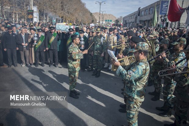 تشییع پیکر مطهر ۵ شهید گمنام در شاهرود