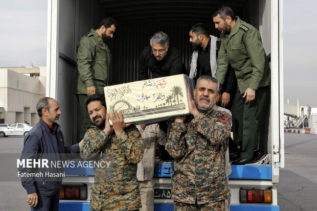 ورود پیکر مطهر دوازده شهید گمنام