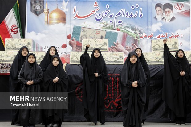 ورود پیکر مطهر دوازده شهید گمنام