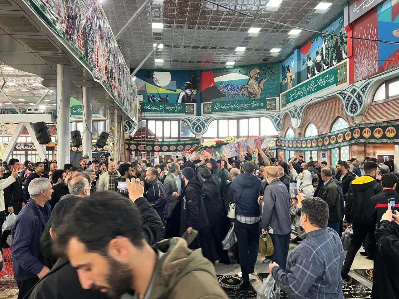 پرواز پیکر شهید «محمدرضا یعقوبی» با بال های شهر