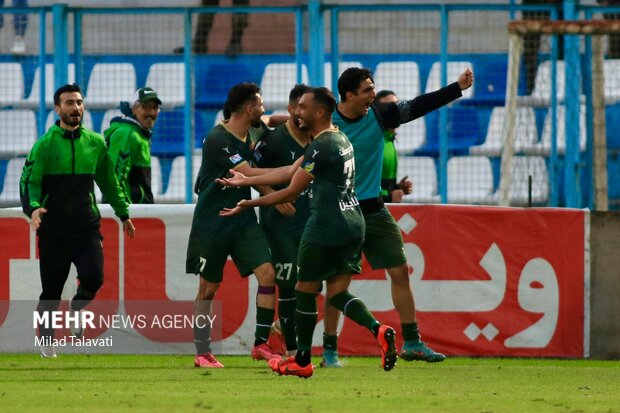 استقلال به دنبال یک فرار دیگر/ خطر غافلگیری پرسپولیس توسط قعرنشین