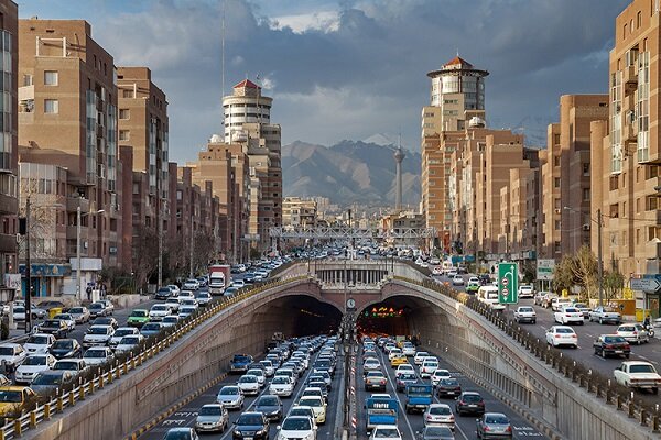 ترافیک پرحجم و سنگین صبحگاهی در بزرگراههای پایتخت
