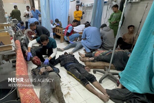 صدها زخمی در بیمارستان‌های غزه روی زمین افتاده‌اند