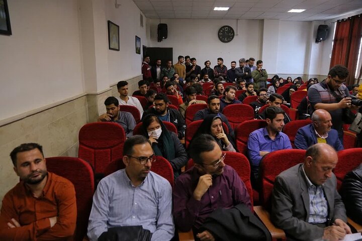 برخی از مشکلات مرکز آموزش عالی بویین زهرا تاسف بار است