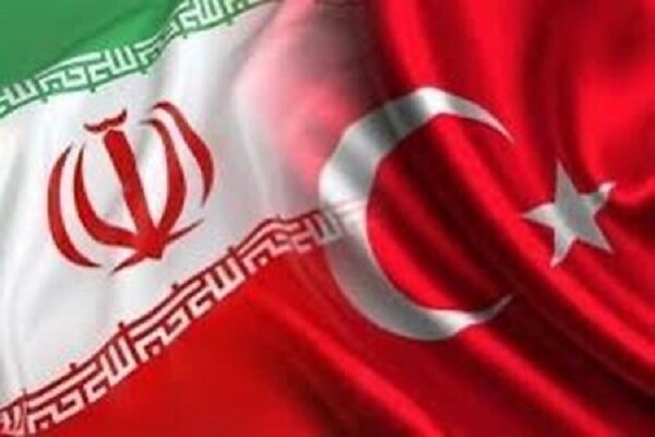 إيران وتركيا تبحثان رفع حجم التجارة المشتركة الى 30 مليار دولار سنويا