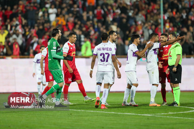 Persepolis vs Havadar in Iran professional league
