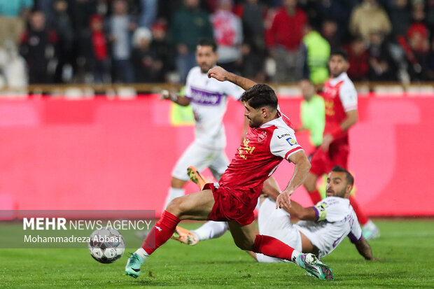 Persepolis vs Havadar in Iran professional league
