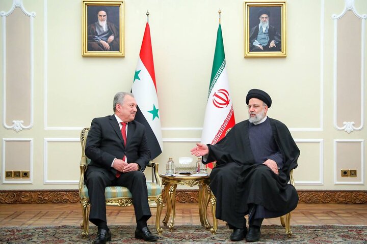 Reisi, Suriye Başbakanı ile görüştü