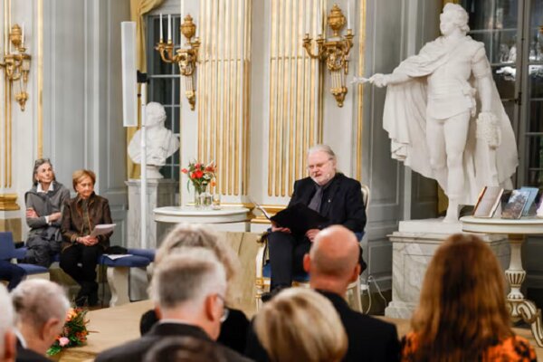 یون فوسه در آکادمی نوبل: نوشتن، دعا و زندگی‌بخش است