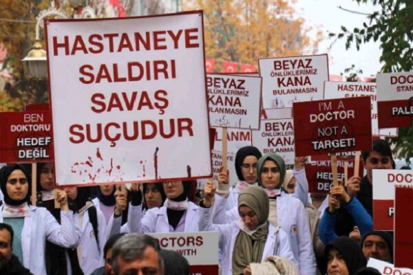 Sivas'taki avukat ve doktorlardan Gazze için sessiz yürüyüş