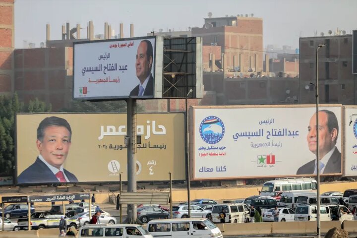 المصريون يدلون بأصواتهم في انتخابات رئاسية التي يتنافس فيها 4 مرشحين