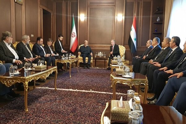 İran Ulusal Güvenlik Sekreteri Suriye Başbakanı ile görüştü