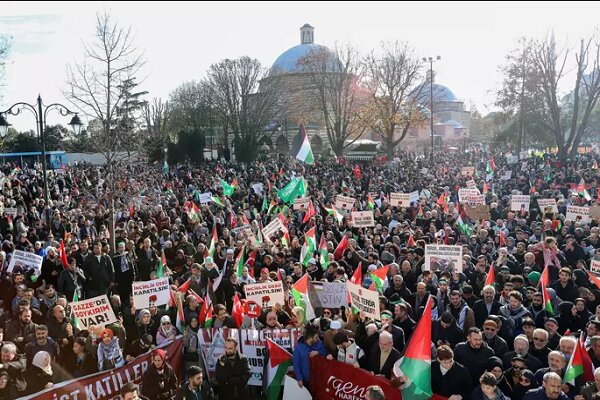 İstanbul'daki Filistin'e destek gösterisinden görüntüler