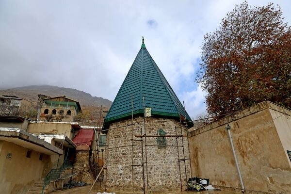 وجود ۳۸ امامزاده در دماوند/ نیمی از بقاع شهر نیاز به مرمت دارند